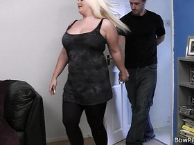 He bangs lovely blonde bbw at first date